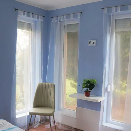 Two-bedroom Holiday In Prázdninový dům *
